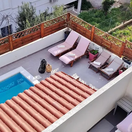 Apartment Buzolic 3 *