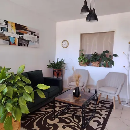 Buzolic 3 Apartment *