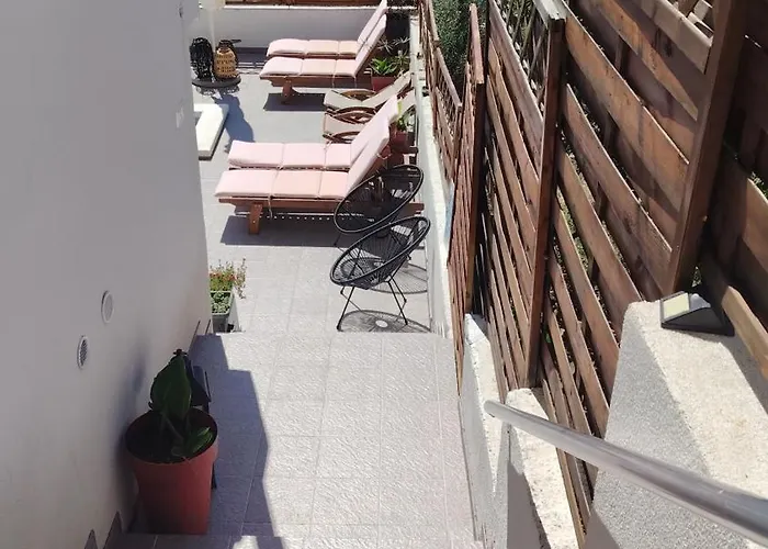 Buzolic 3 Hvar Town