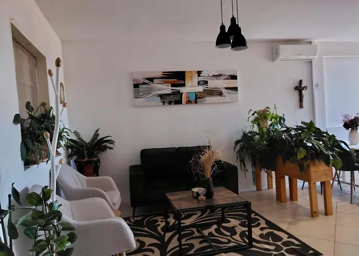 Apartman Buzolic 3 *