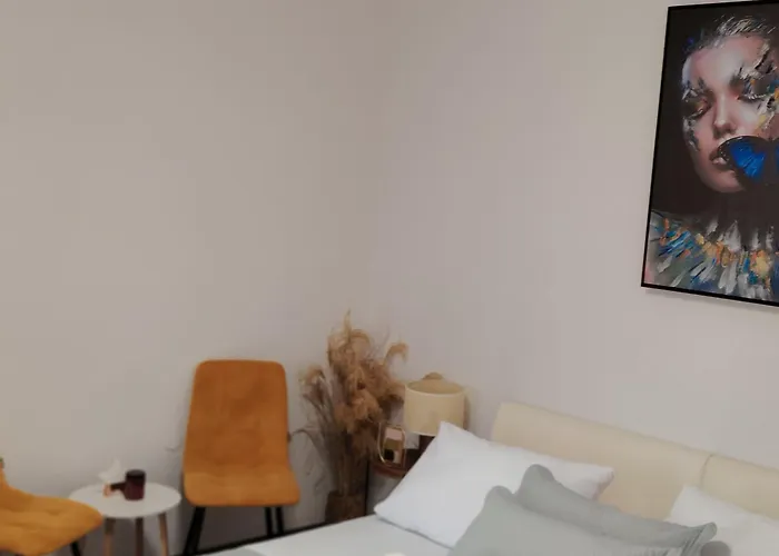 Apartman Buzolic 3 *