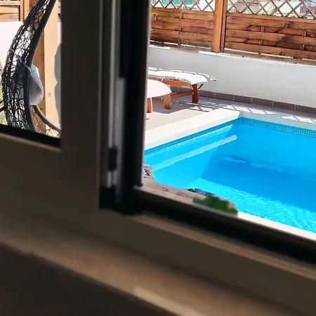 Buzolić 3 Hvar Town